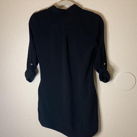 GUESS BLACK COLLARED TSHIRT DRESS - Picture 3 of 3